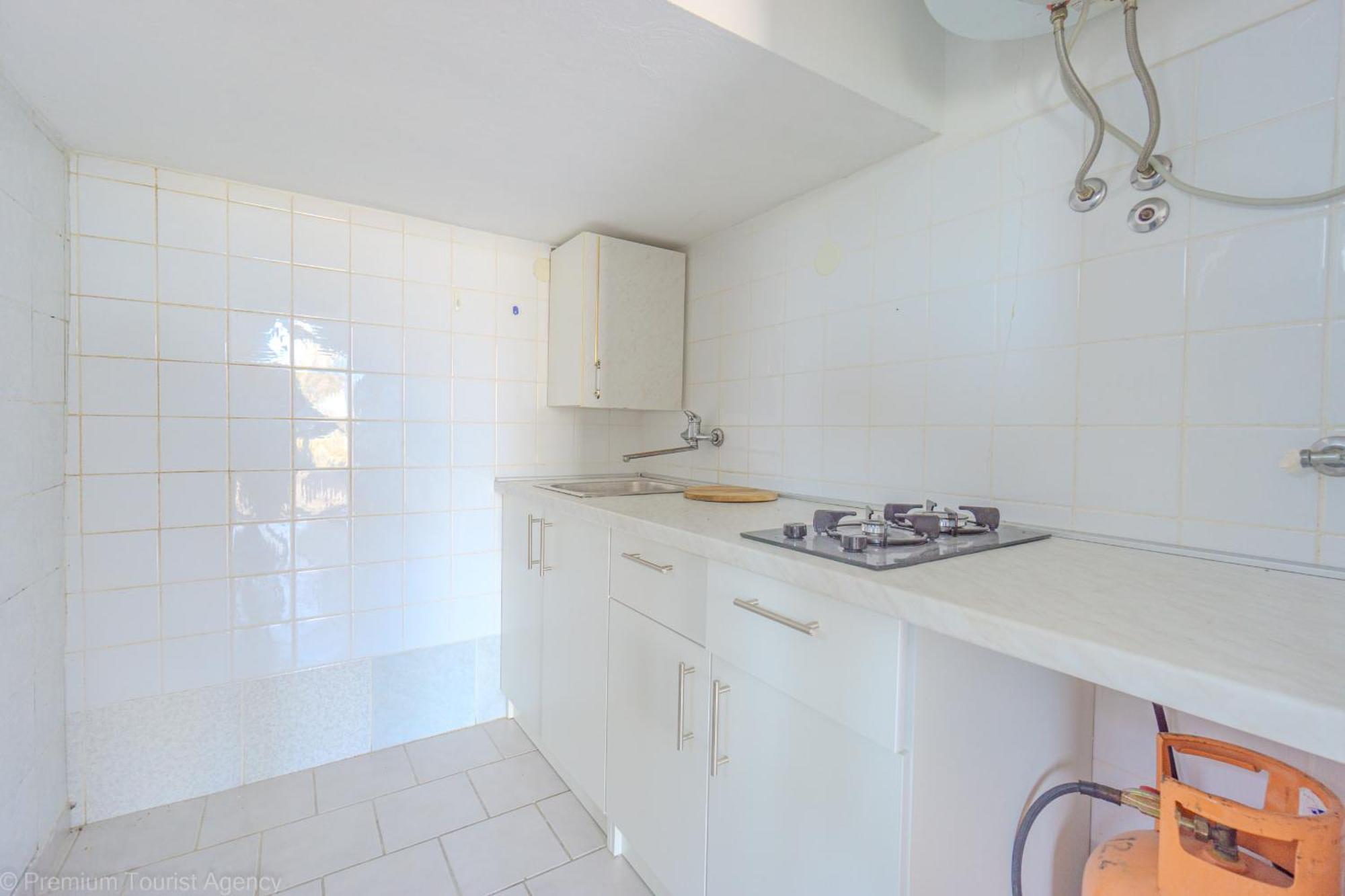 Kob Orog Good Location With Sea Views And Modern Decor Apartment Metajna Exterior foto
